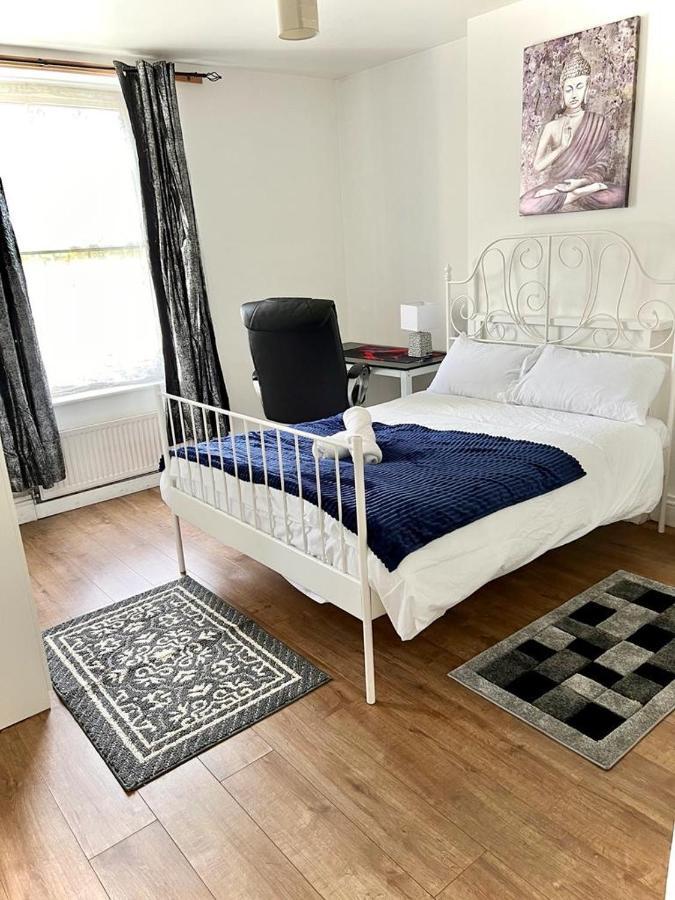 Shadwell Holiday Rooms London Exterior photo